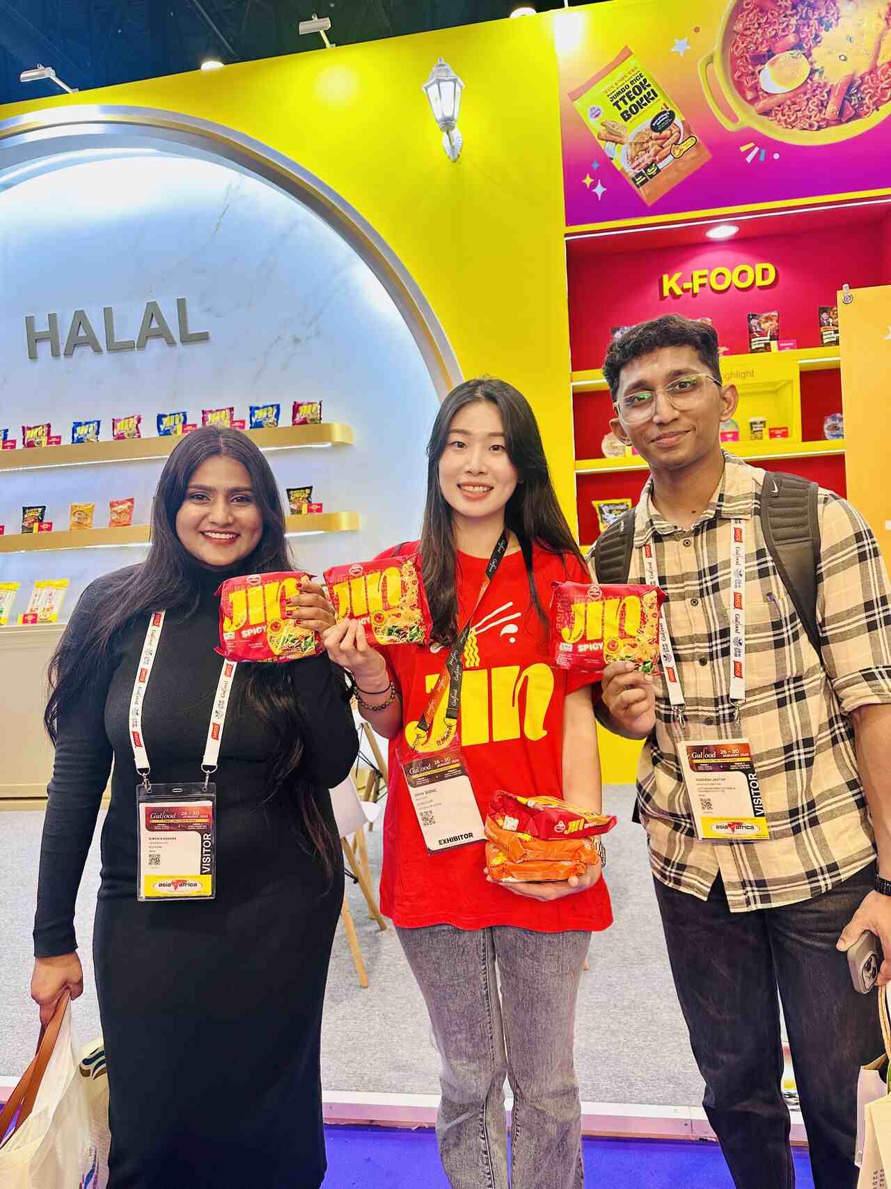 Networking with Korean food exporters at Gulfood Dubai